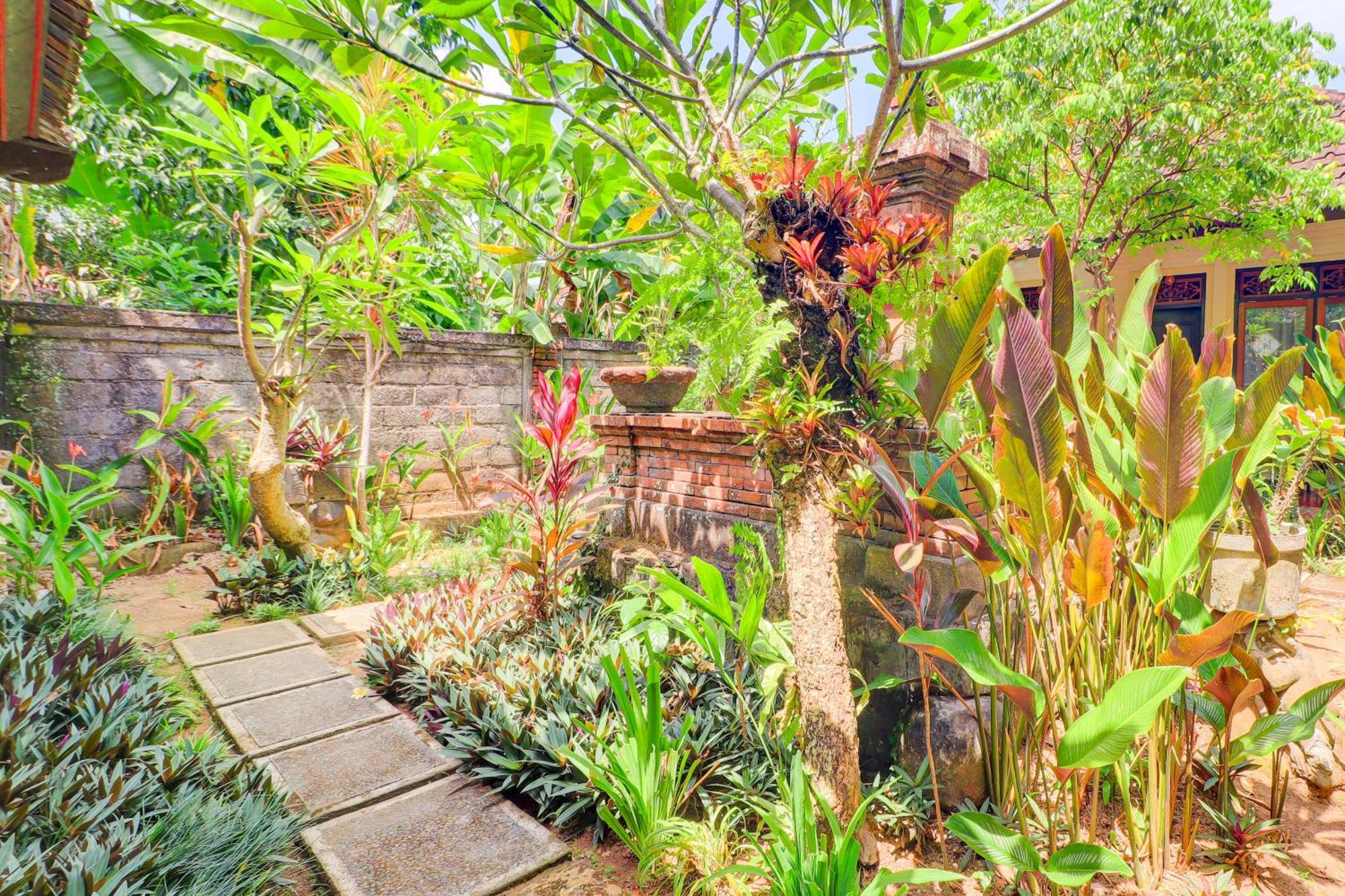 Homestay O Ubud Asri Near Monkey Forest *